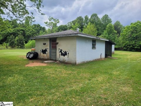 A home in Inman