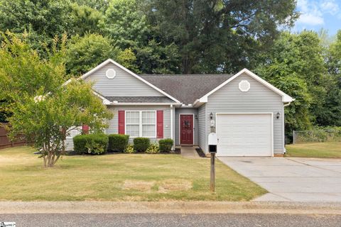 Single Family Residence in Boiling Springs SC 242 Waxberry Court.jpg