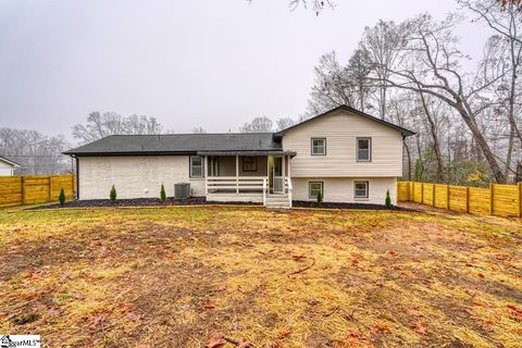 A home in Taylors