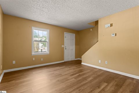 Condominium in Greenville SC 126 Pine Creek Court Extension 5.jpg