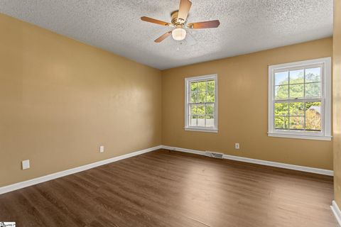 Condominium in Greenville SC 126 Pine Creek Court Extension 16.jpg