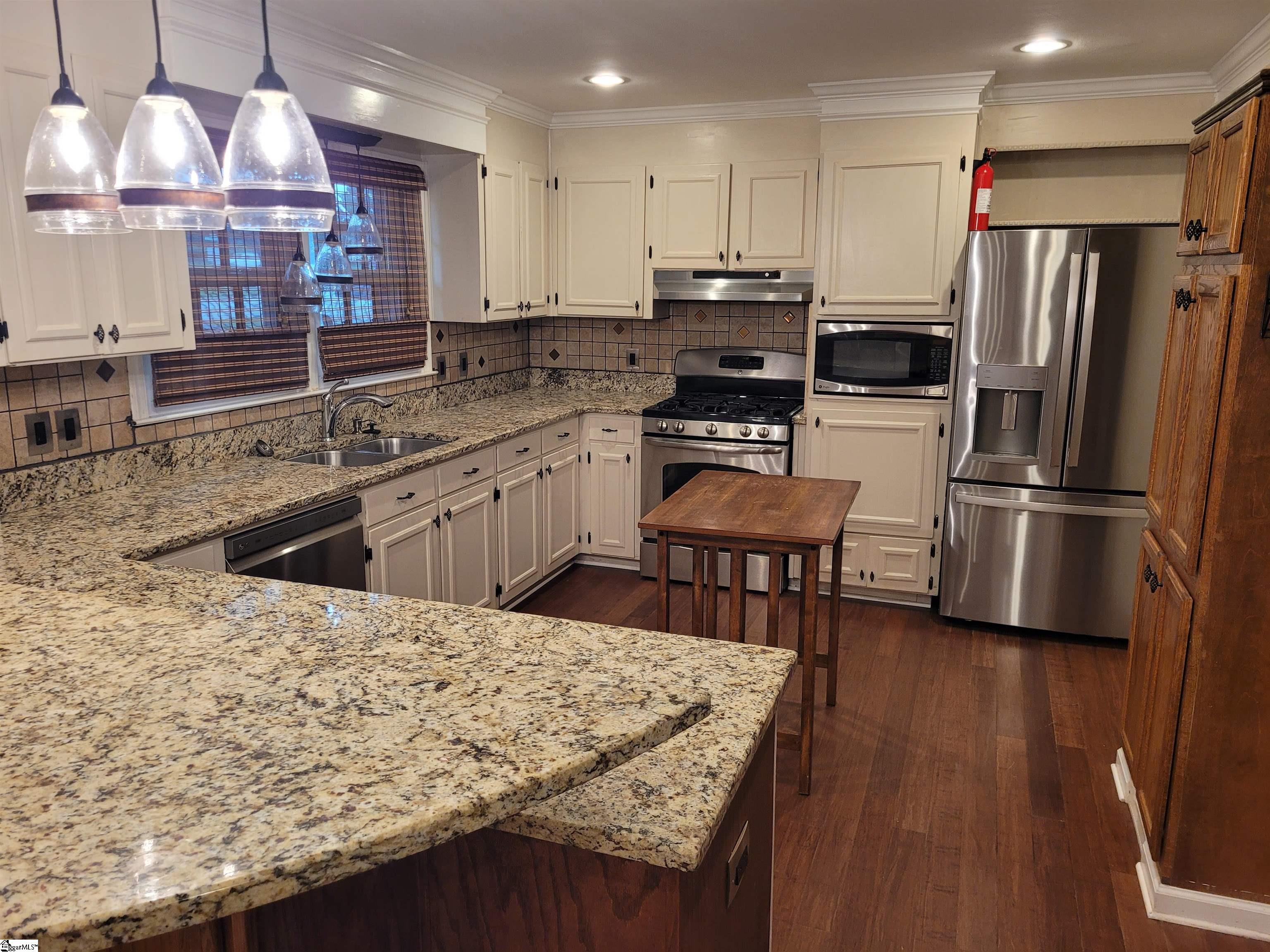103 Pinehurst Drive