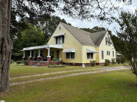 A home in Ware Shoals