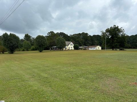 A home in Ware Shoals