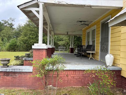 A home in Ware Shoals