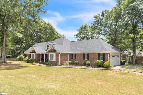 Single Family Residence in Easley SC 402 Lia Way.jpg