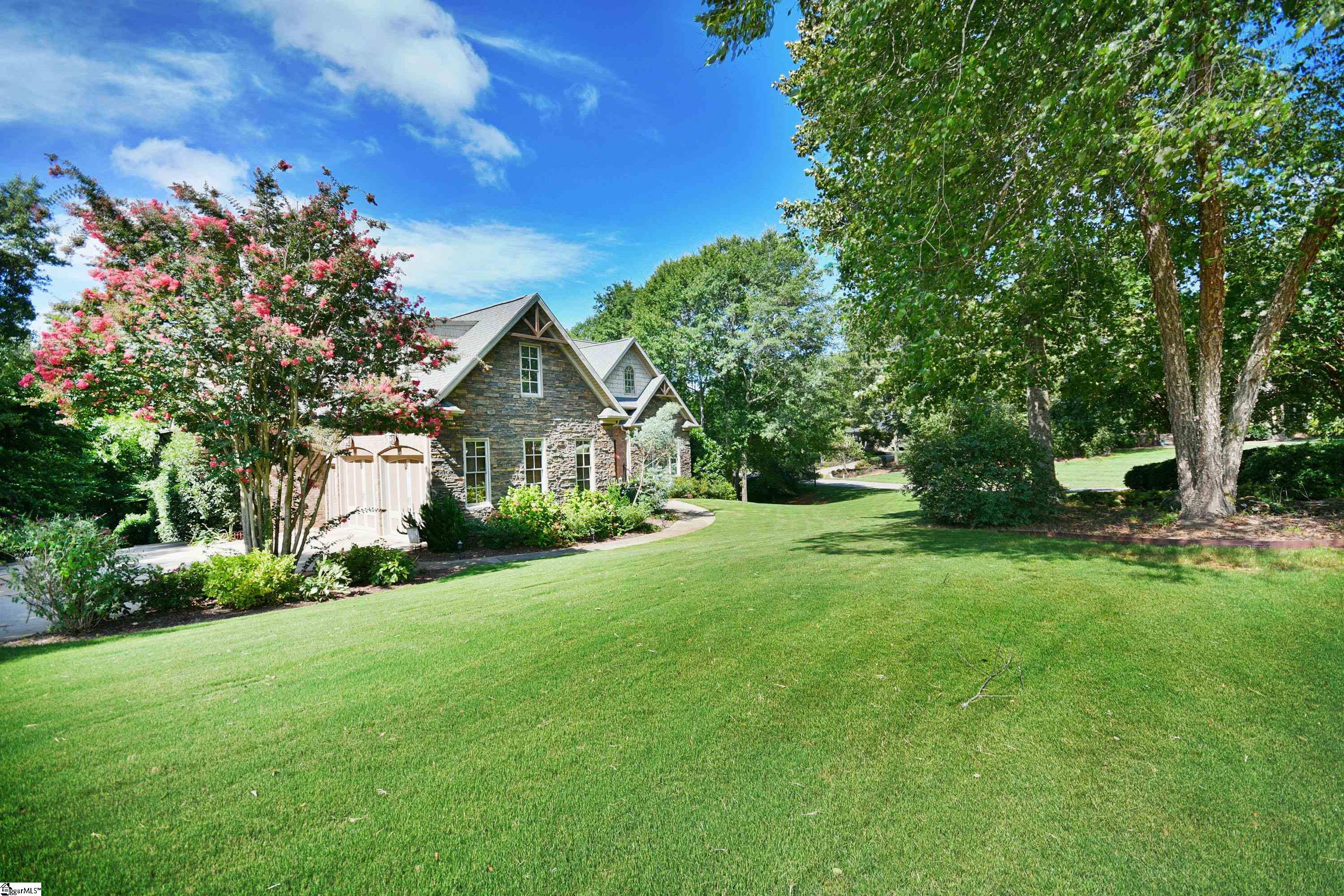 Piedmont, South Carolina 29673, United States, 5 Bedrooms Bedrooms, ,5 BathroomsBathrooms,Residential,Contingent,48725