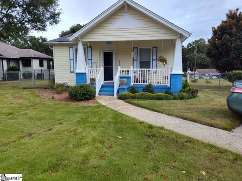 A home in Woodruff