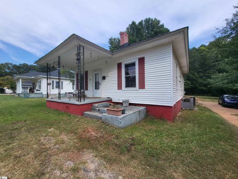 A home in Laurens