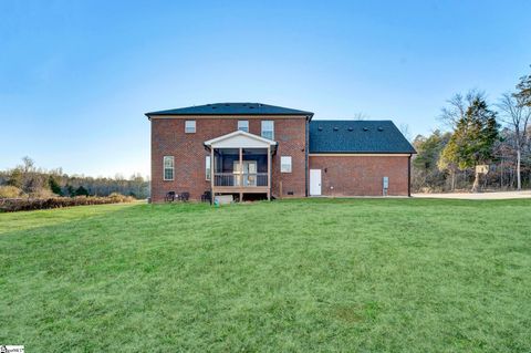 A home in Laurens