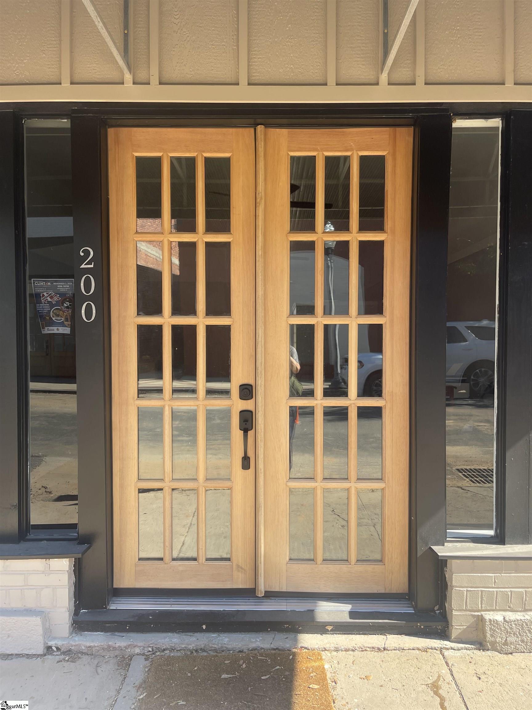 Clinton, South Carolina 29325, United States, ,Commercial,Active,36007