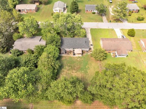 A home in Fountain Inn