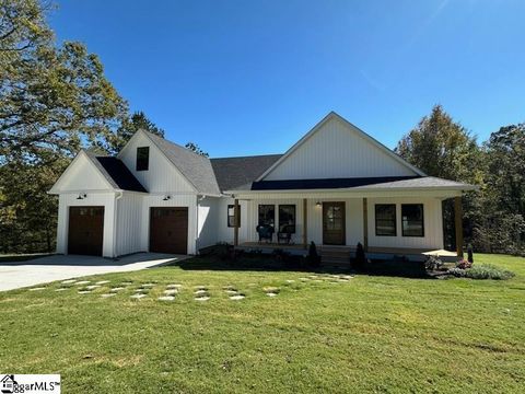 A home in Laurens