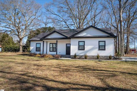 A home in Roebuck