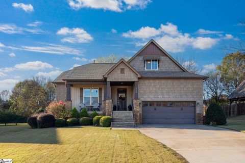 A home in Woodruff