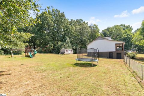 A home in Easley