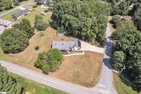 A home in Easley