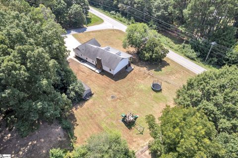 A home in Easley