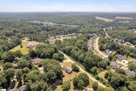 A home in Easley