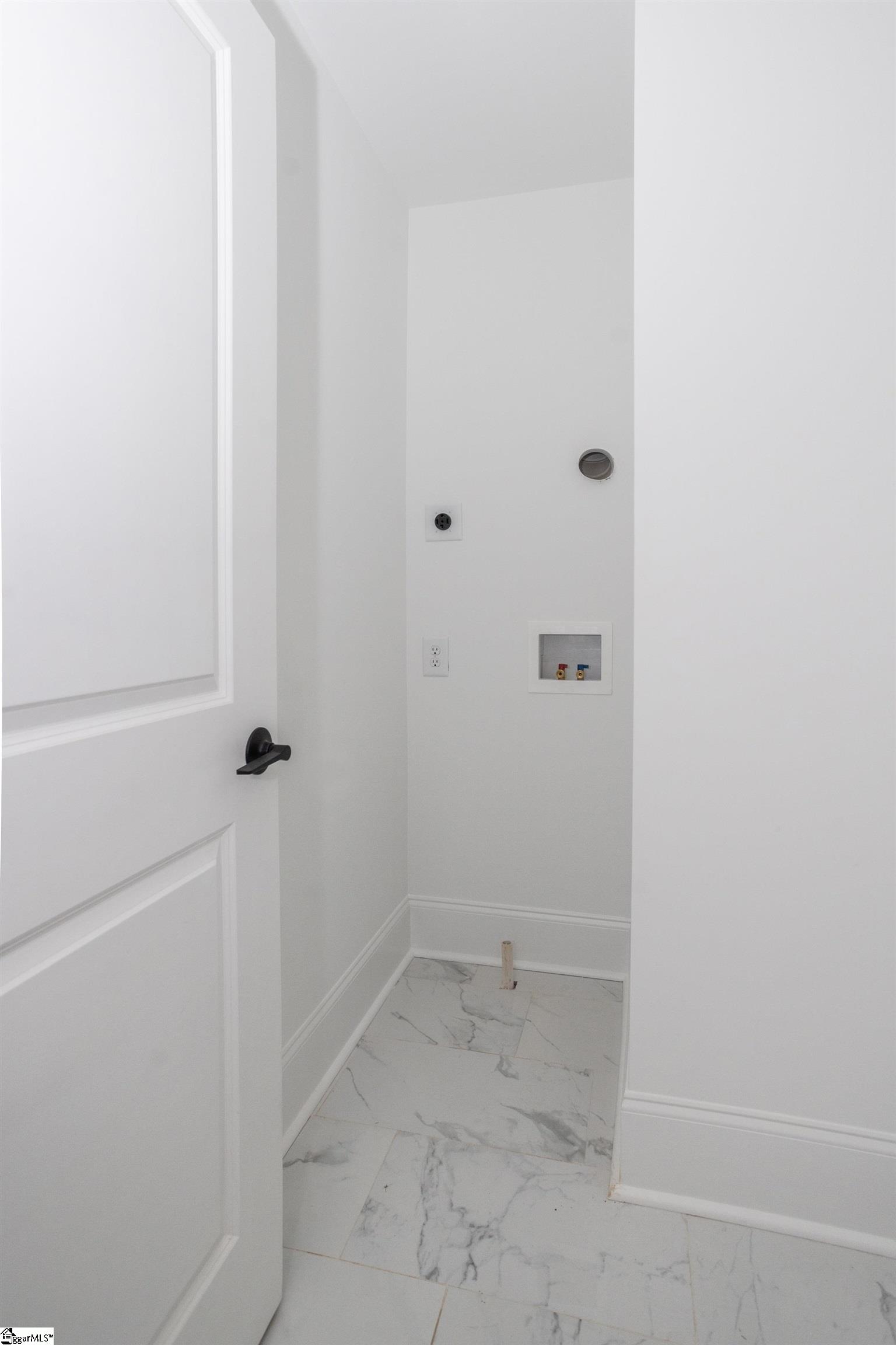 Greenville, South Carolina 29601, United States, 4 Bedrooms Bedrooms, ,4 BathroomsBathrooms,Residential,Active,31116