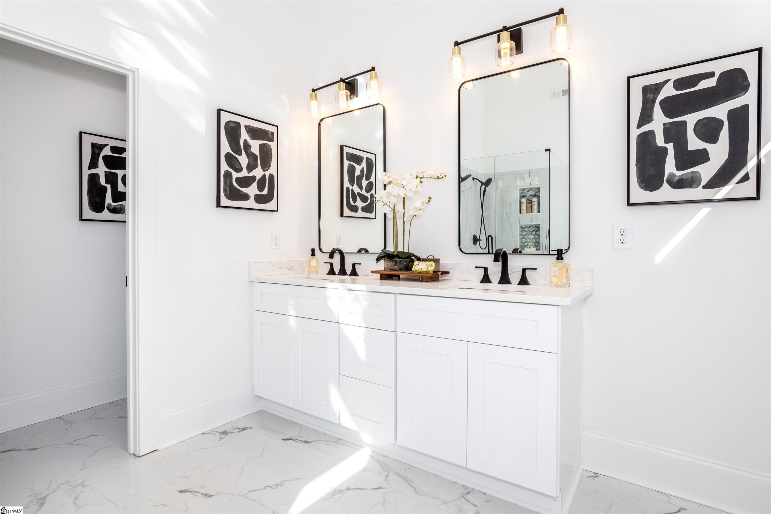 Greenville, South Carolina 29601, United States, 4 Bedrooms Bedrooms, ,4 BathroomsBathrooms,Residential,Active,31116