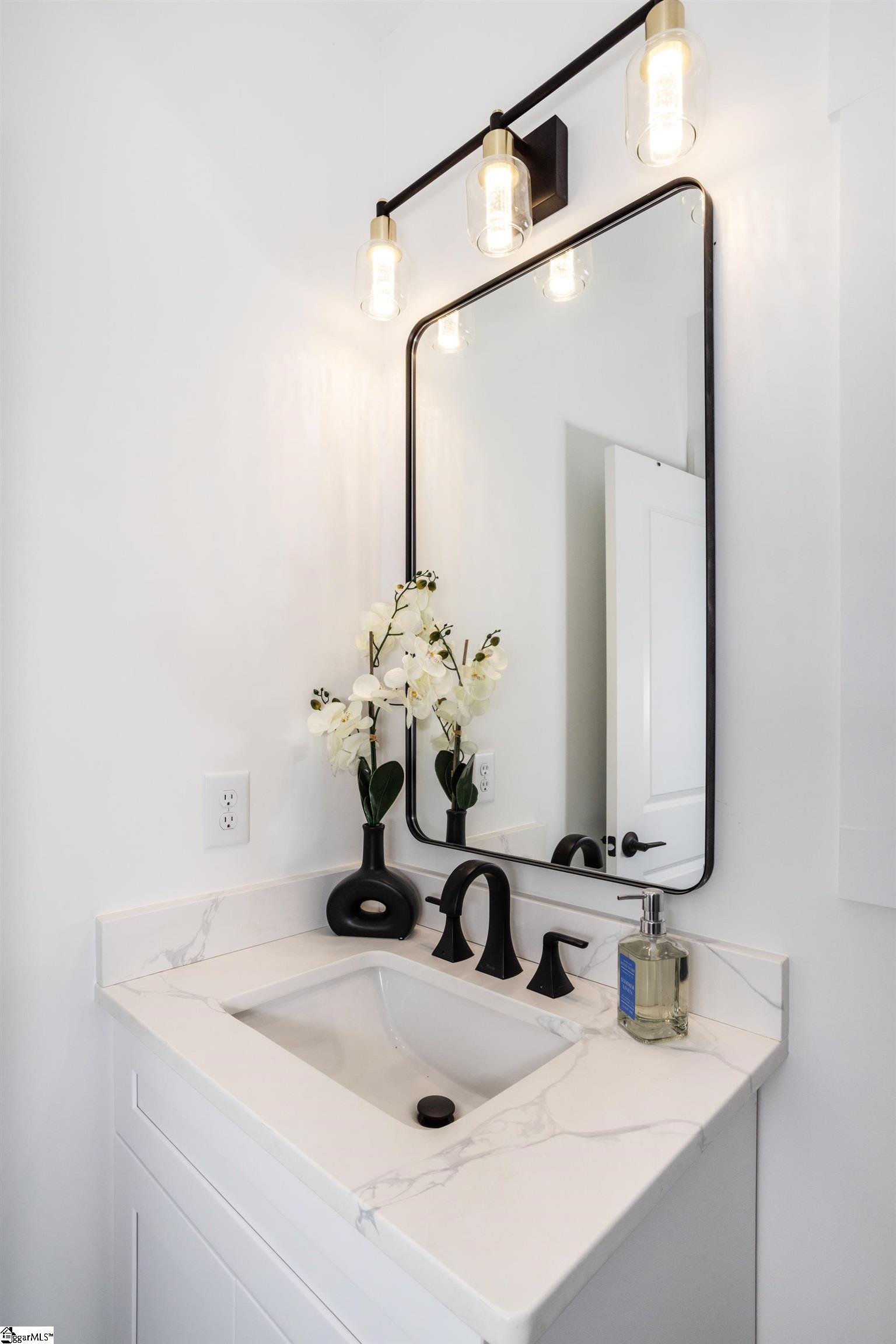 Greenville, South Carolina 29601, United States, 4 Bedrooms Bedrooms, ,4 BathroomsBathrooms,Residential,Active,31116