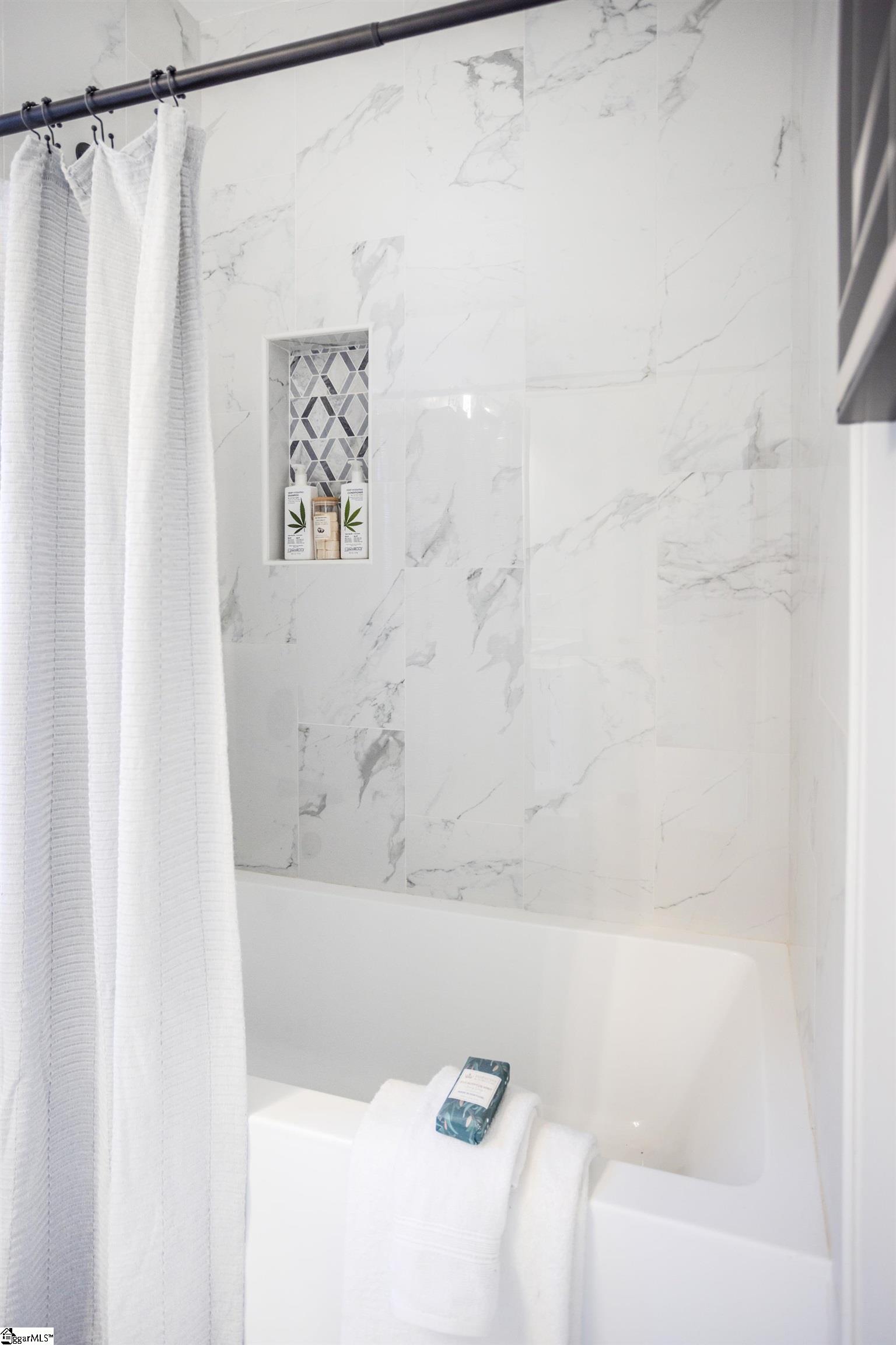 Greenville, South Carolina 29601, United States, 4 Bedrooms Bedrooms, ,4 BathroomsBathrooms,Residential,Active,31116