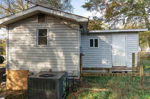 A home in Lyman