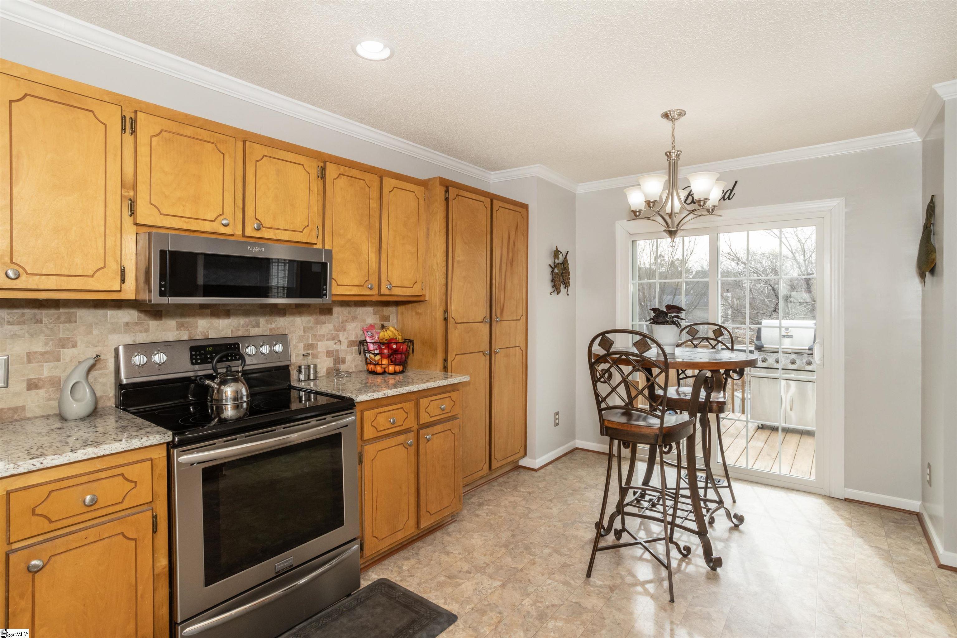 Greer, South Carolina 29651, United States, 3 Bedrooms Bedrooms, ,2 BathroomsBathrooms,Residential,Contingent,14828