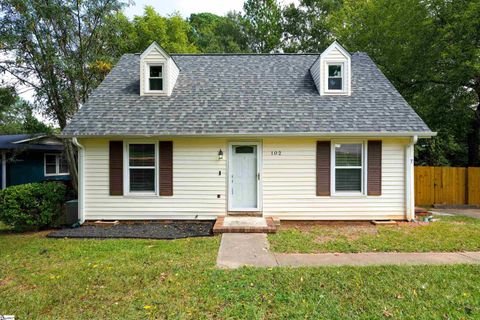 A home in Easley