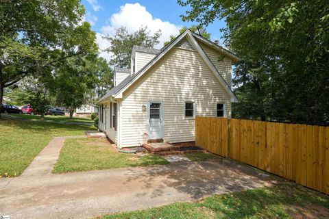 A home in Easley