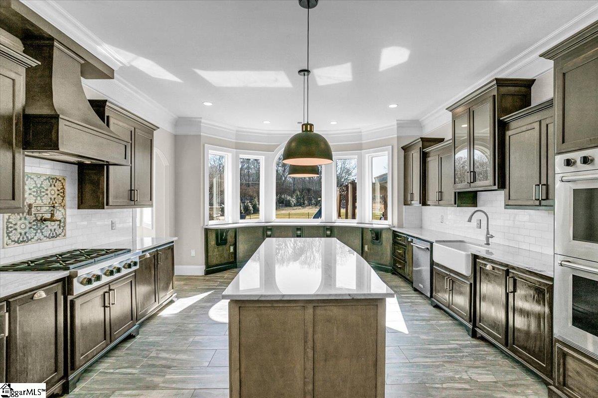 1108 Hudson Road