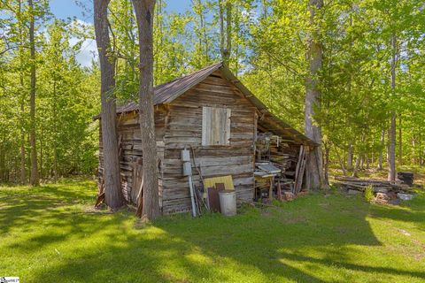 A home in Travelers Rest