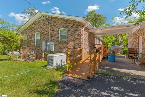 A home in Travelers Rest