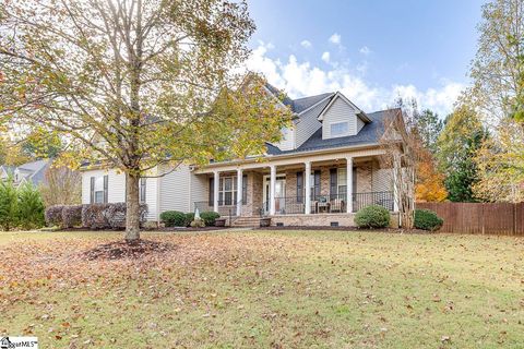 A home in Easley