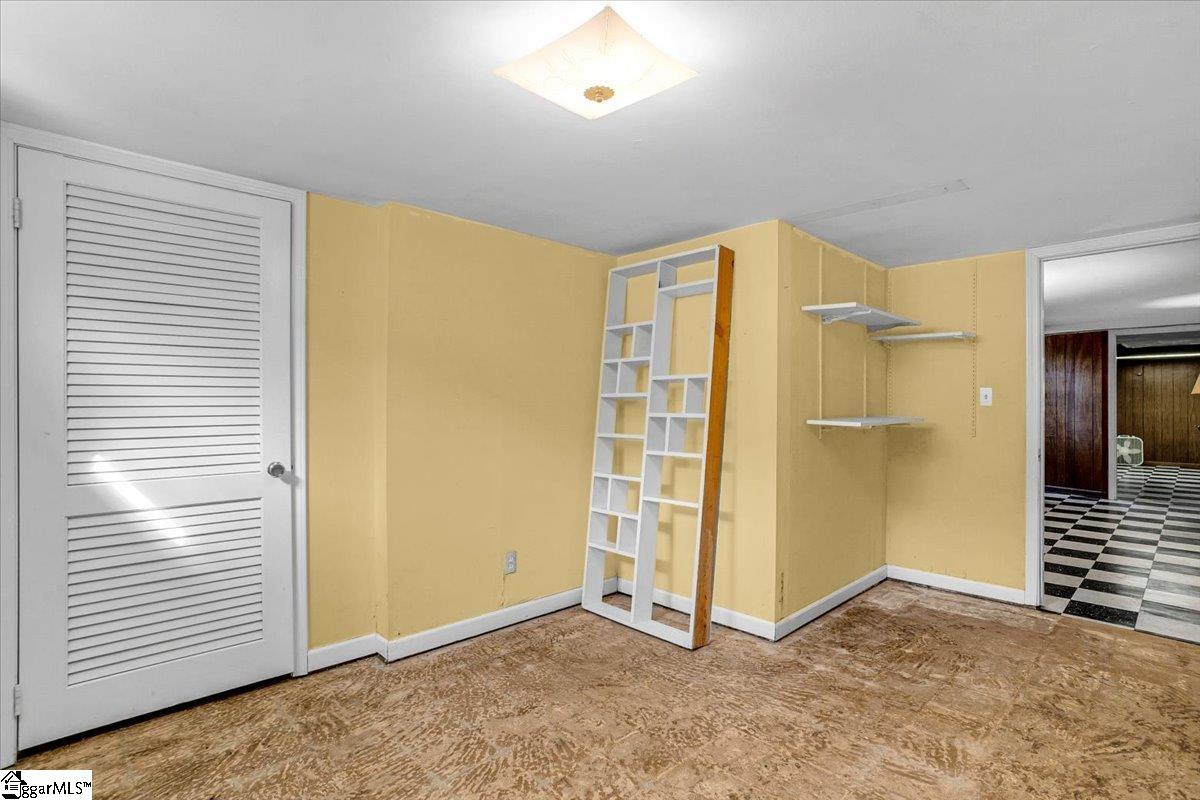 Greenville, South Carolina 29605, United States, 4 Bedrooms Bedrooms, ,2 BathroomsBathrooms,Residential,Contingent,12297