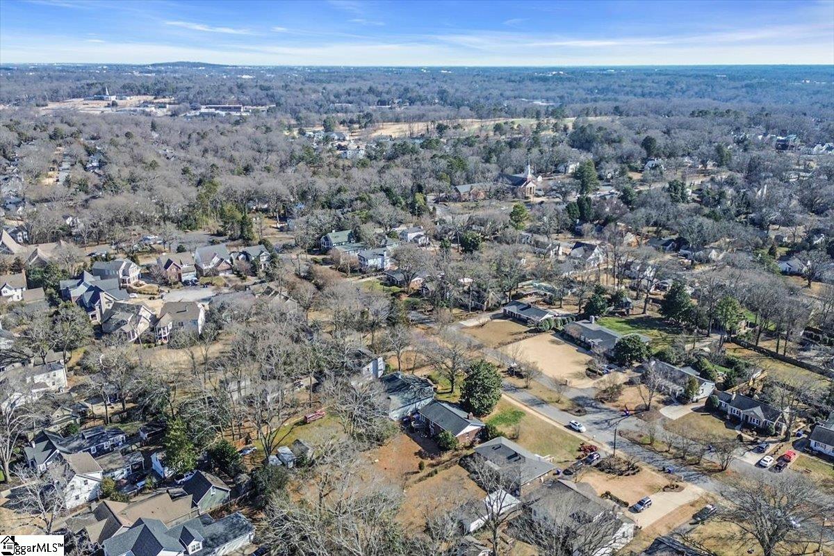 Greenville, South Carolina 29605, United States, 4 Bedrooms Bedrooms, ,2 BathroomsBathrooms,Residential,Contingent,12297