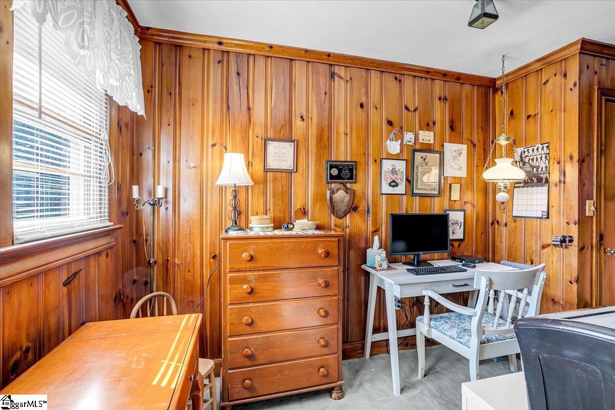 Greenville, South Carolina 29605, United States, 4 Bedrooms Bedrooms, ,2 BathroomsBathrooms,Residential,Contingent,12297