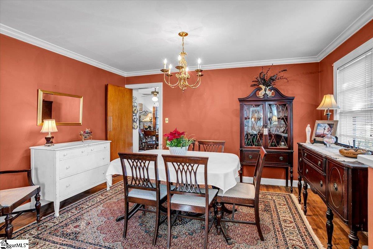 Greenville, South Carolina 29605, United States, 4 Bedrooms Bedrooms, ,2 BathroomsBathrooms,Residential,Contingent,12297