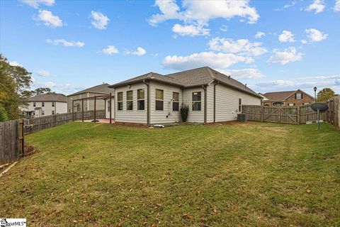 A home in Duncan