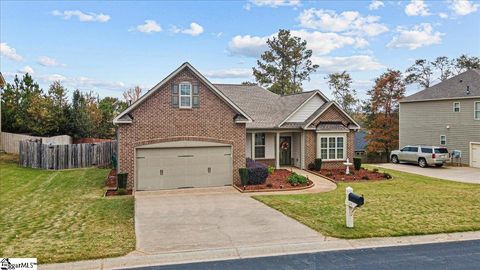 A home in Duncan