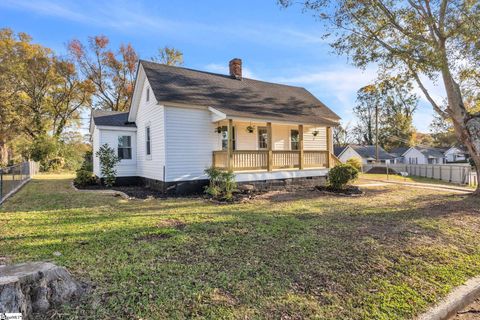 A home in Laurens