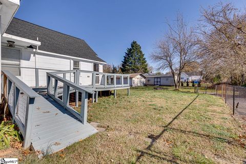 A home in Chesnee