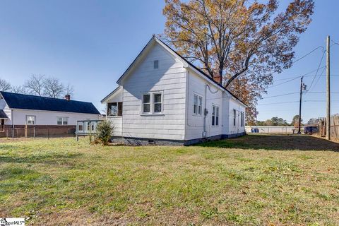 A home in Chesnee