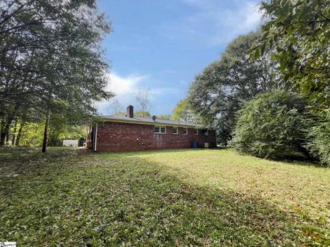 A home in Easley