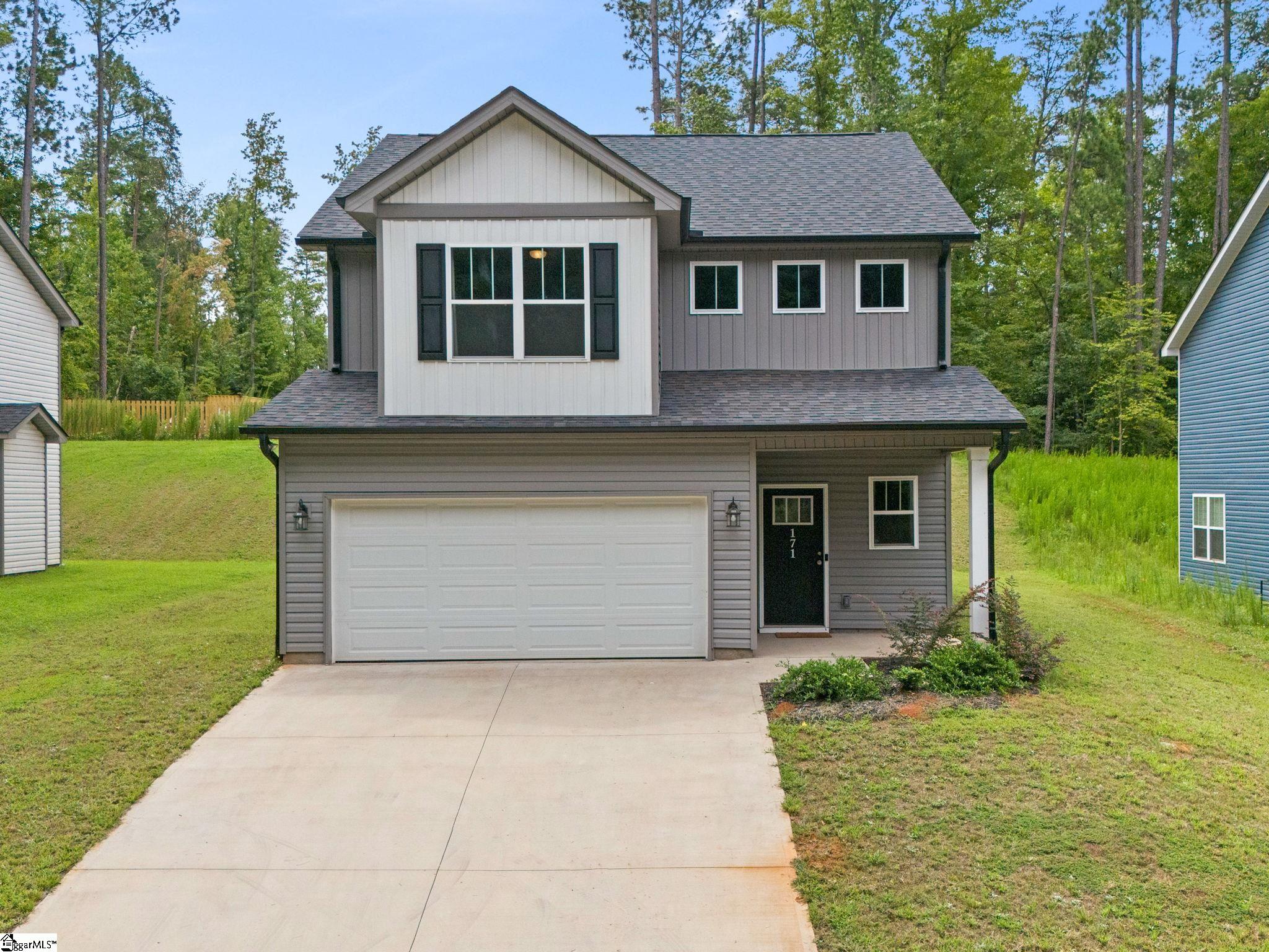 Photo 1 of 22 — 171 Gantt Drive, Greenville, SC 29605