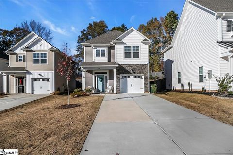 A home in Easley