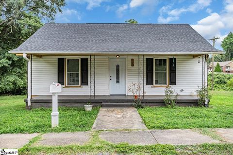 A home in Woodruff