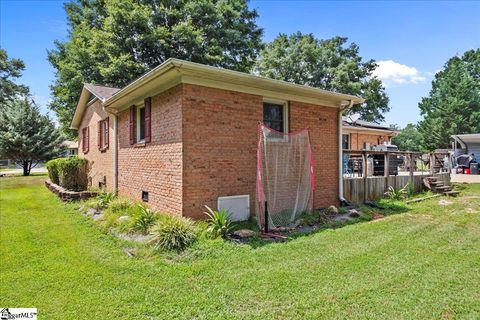 A home in Chesnee