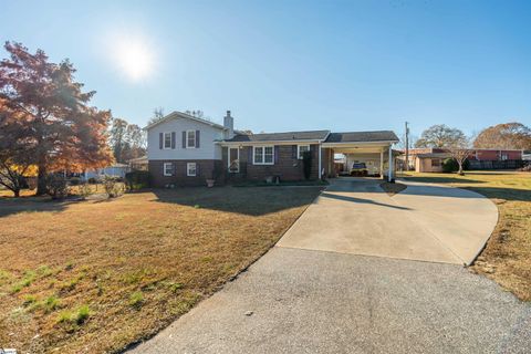 A home in Easley